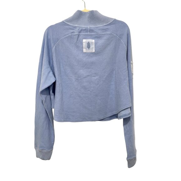 Free People So Fly Henley Blue Cropped Size Medium NWT - Picture 4 of 5